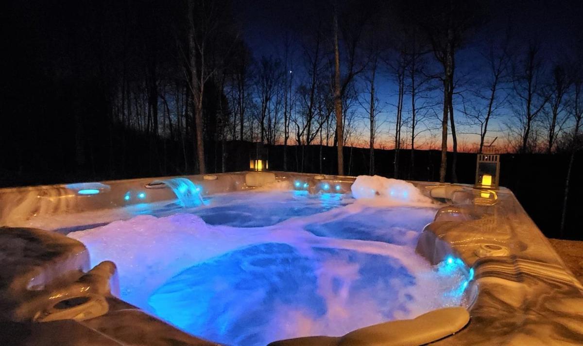 Chalet Serenity - Mont Tremblant Ski - Spa Sauna Wifi Tv Privet Chic Modern House Βίλα La Conception Εξωτερικό φωτογραφία